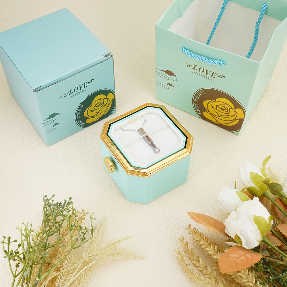 Forever Love - Eternal Rose Box Pillar necklace