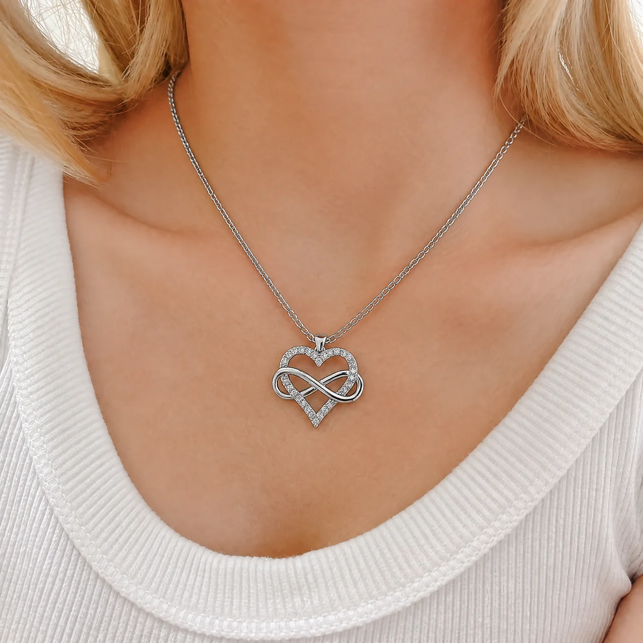 To My Queen – Infinity Heart Necklace