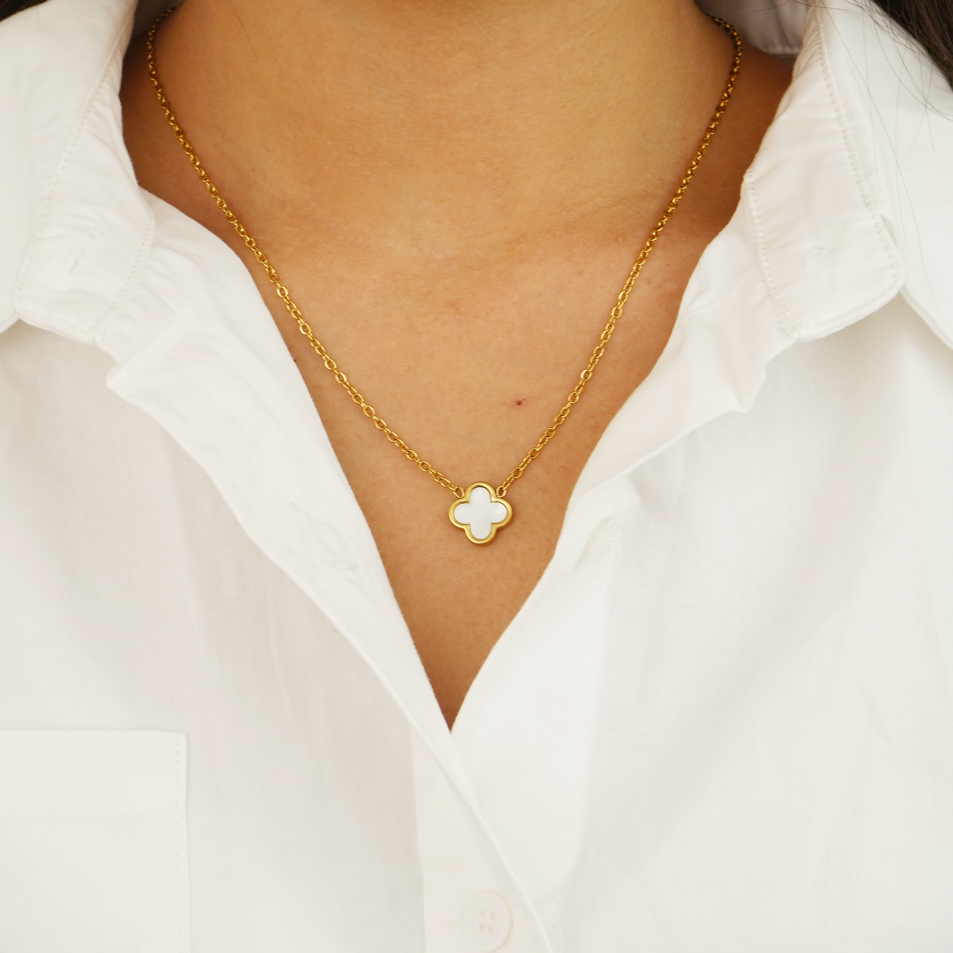 Pearl clover necklace (Gold)