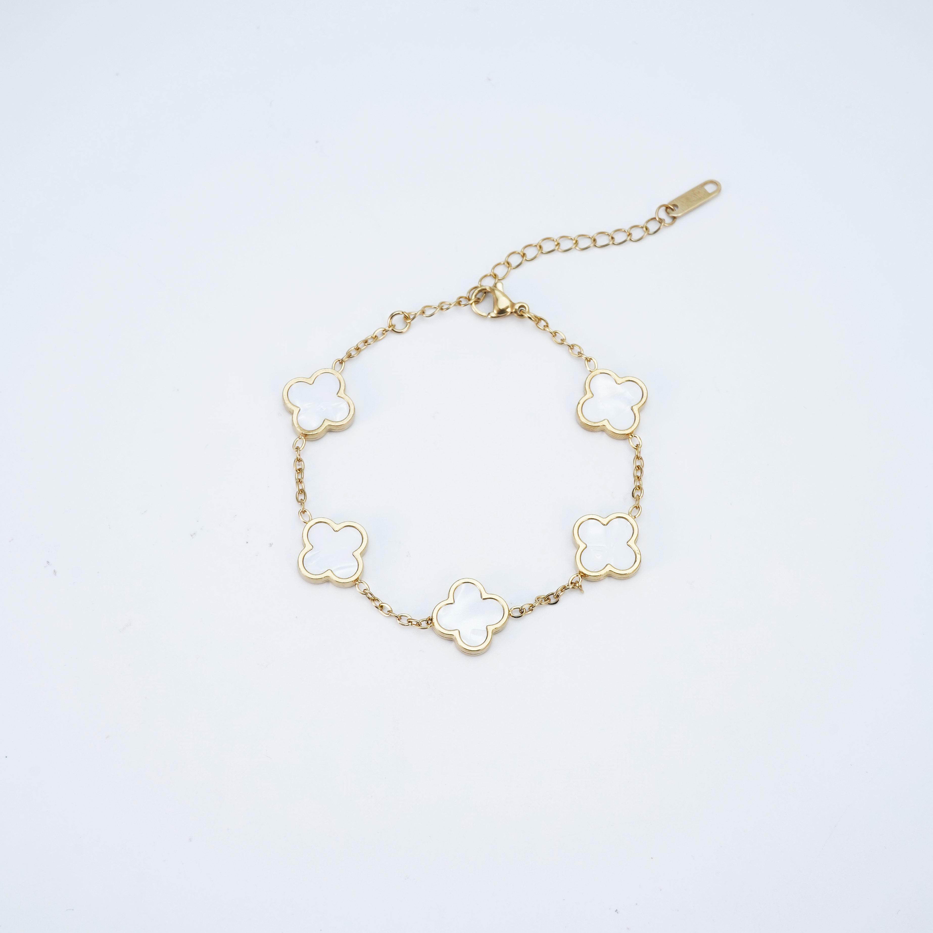 Multi pearl bracelet (Gold)