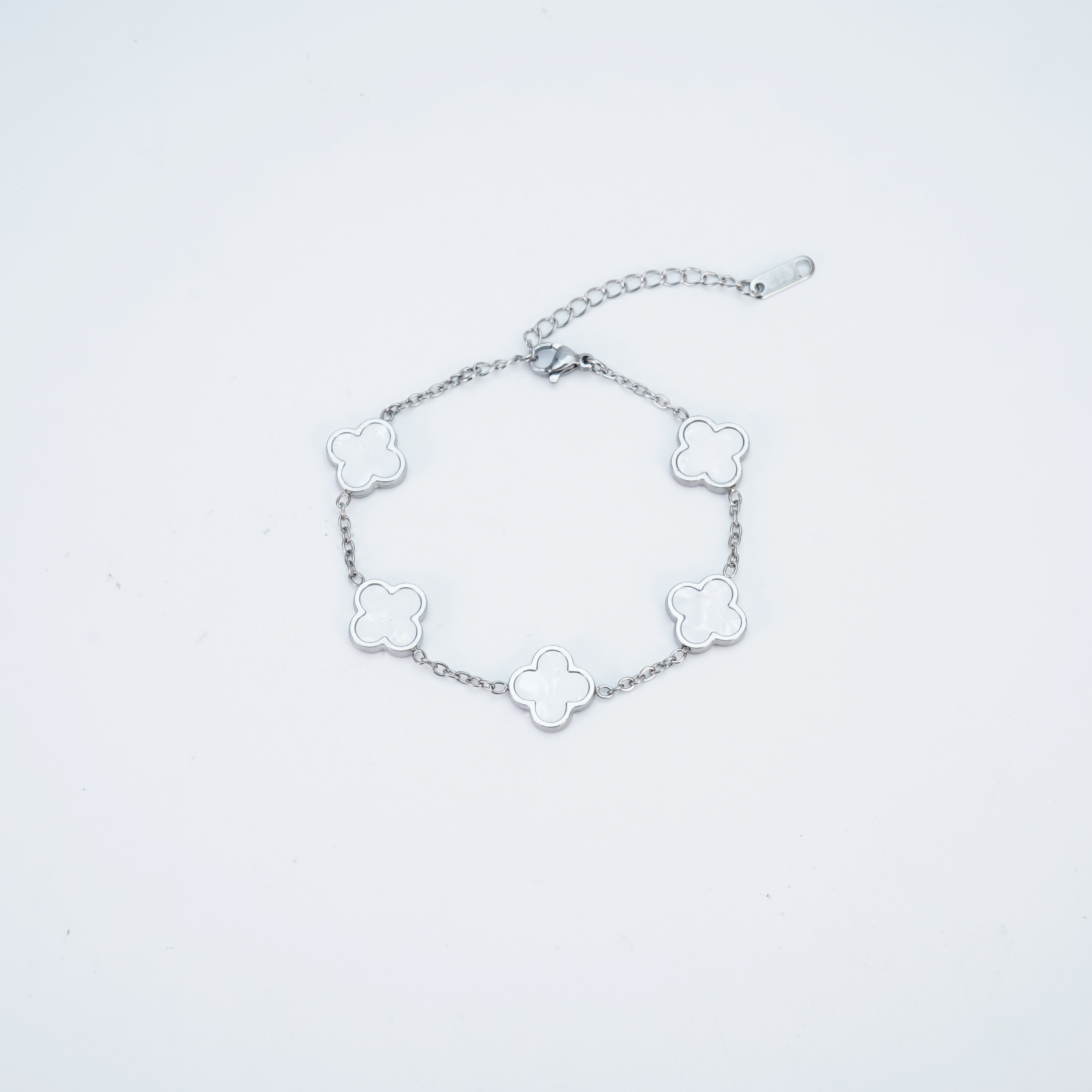 Multi pearl bracelet (Silver)