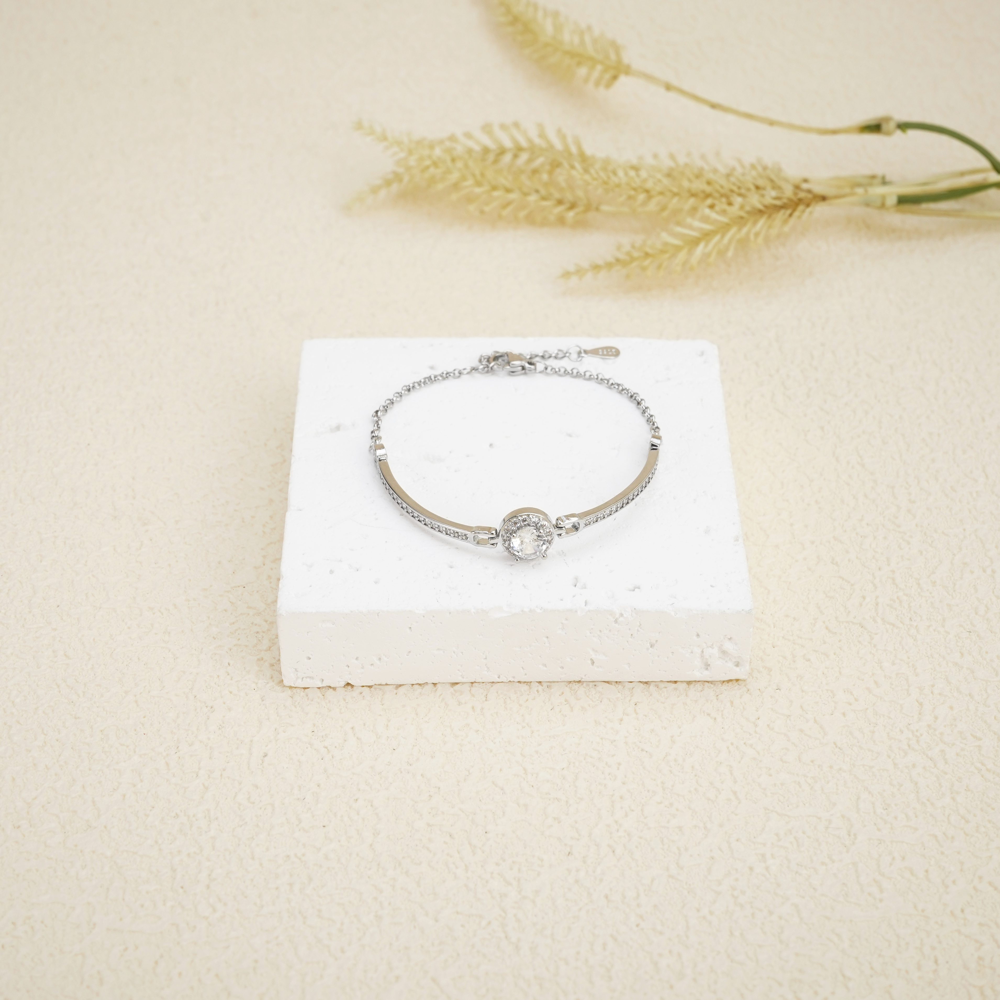 Woman Silver Diamond bracelet